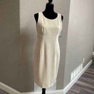 NWT Kasper Size 6 Dress Cream Color